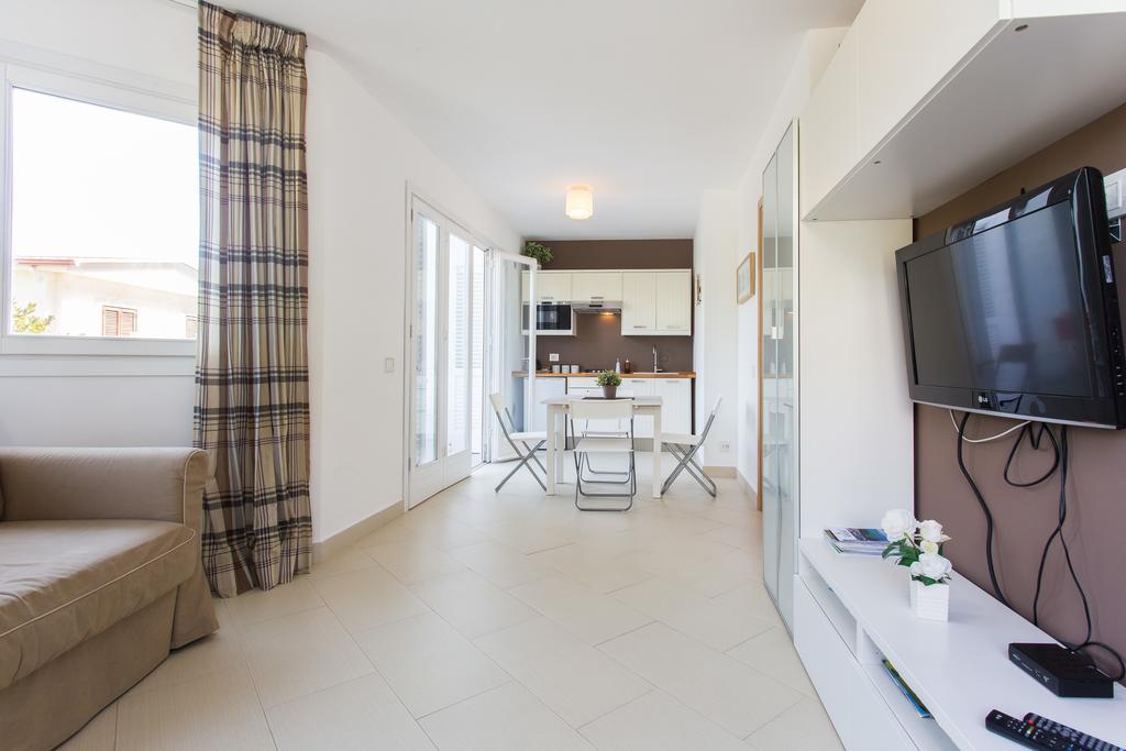 Mondello Suites Feels Like Home מראה חיצוני תמונה