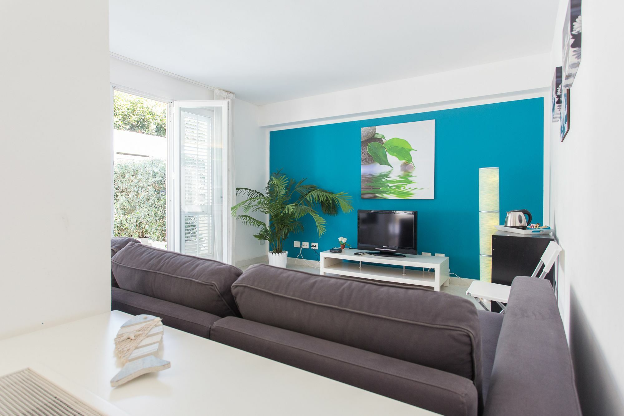 Mondello Suites Feels Like Home מראה חיצוני תמונה