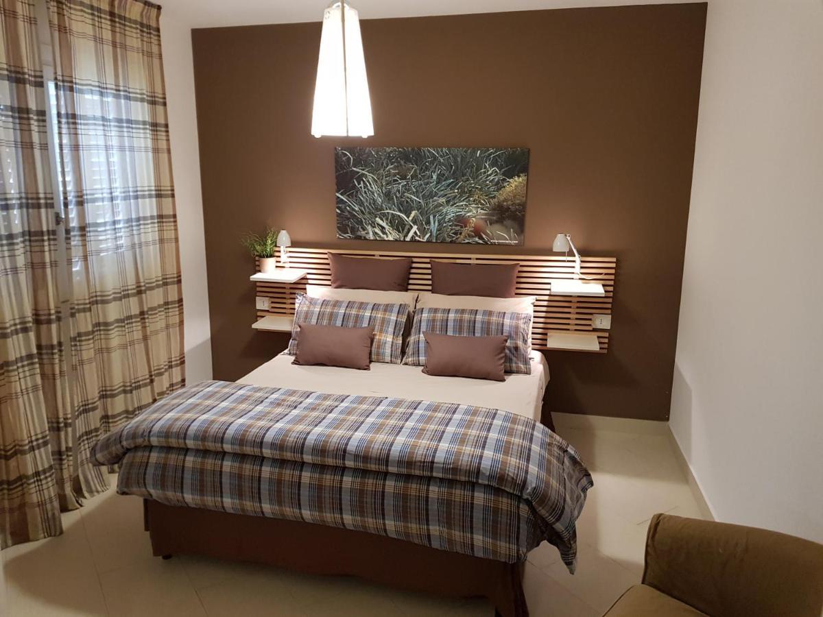 Mondello Suites Feels Like Home מראה חיצוני תמונה